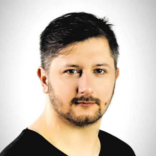 <b>Juliusz Mićko</b> —  CEO of Vixa Games